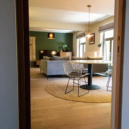Zesdrienegen Apartment Ghent