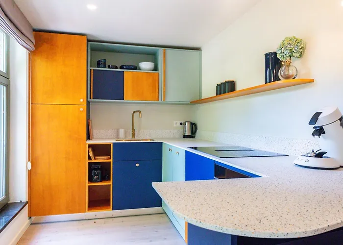 Zesdrienegen Apartament *